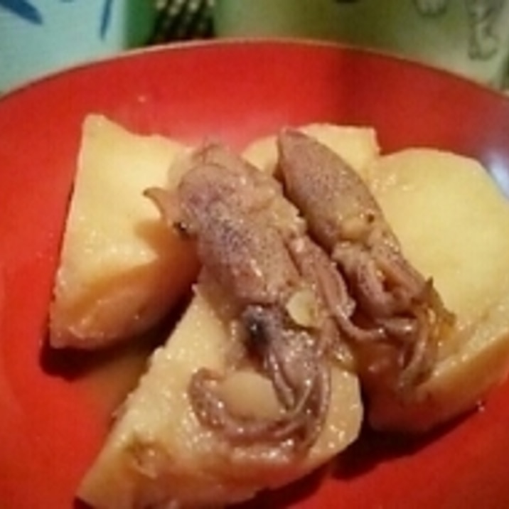 ご飯もお酒もすすむ 干し蛍烏賊とじゃがいもの煮物 レシピ 作り方 By 酔いどれんぬ 楽天レシピ
